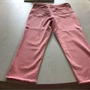 Single Fray Aurora Pink Crops